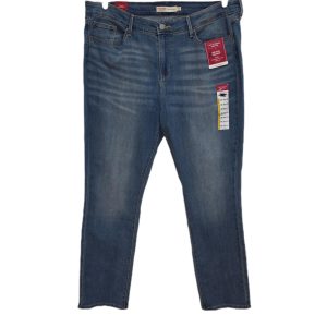 Levi Strauss Signature NWT Plus Straight Leg Faded Denim Jeans